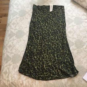 Urban Outfitters Satin Green Leopard Midi, NWT, L